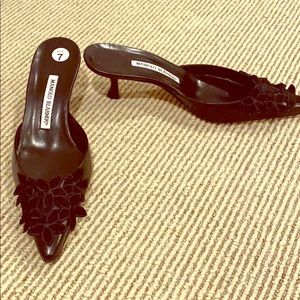 Gorgeous new Manolo Blahnik kitten heel shoes 37.5